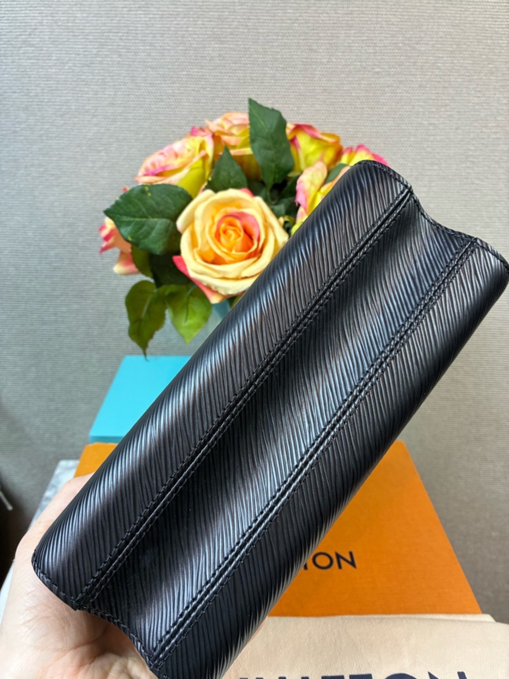 Louis Vuitton LV Black Epi Leather MM Twist Limited Edition Shoulder Bag - NWOT - Picture 8 of 16